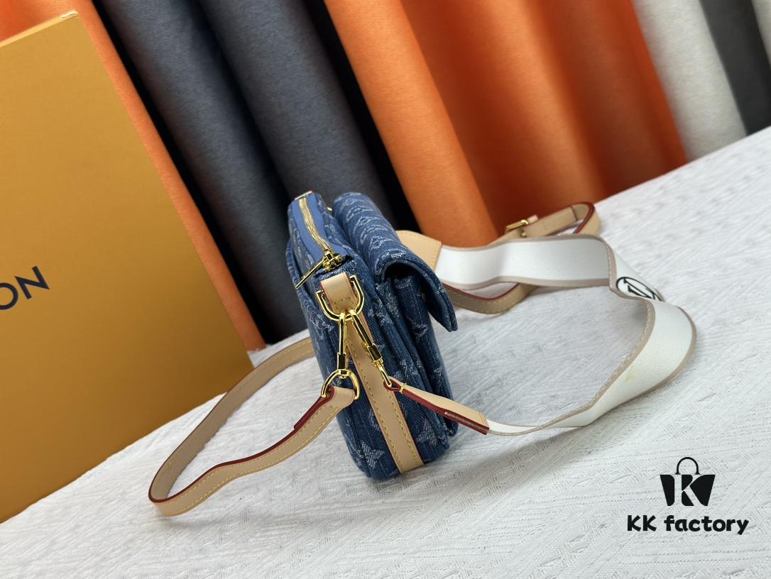 693085536e68136f4d9a8267 Vibe Handbag – Original Design, Full Steel Hardware, Inspired by the 2003 Viva-cité Bag