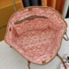 M11263, M25317 [Dushi Home Shoot] m45684 m45685 m40995 Tote MM Handbag in Cream Stripes with LVs on Pink Background