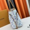 6930856a6e68136f4d9a829e M11263, M25317 【Dushi Home Shoot】 m45684 m45685 m40995 Tote MM Handbag with Monochrome Stripes in Cream and LVs on Pink Background