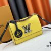 6930856d6e68136f4d9a82a5 Exclusive Background LV's Latest and Hottest Twist Denim Medium Bag Shipment, Fan Bingbing Same Style, New Model TWIST 50273, 50272