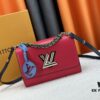 693085716e68136f4d9a82af Exclusive Background LV's Hottest New Twist Denim Medium Handbag, Same Style as Fan Bingbing, Model Numbers 50273, 50272