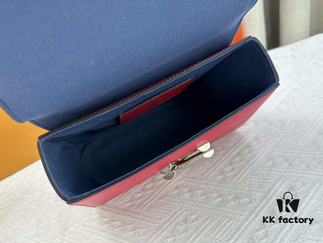 693085736e68136f4d9a82b4 Exclusive Background LV's Hottest New Twist Denim Medium Handbag, Same Style as Fan Bingbing, Model Numbers 50273, 50272