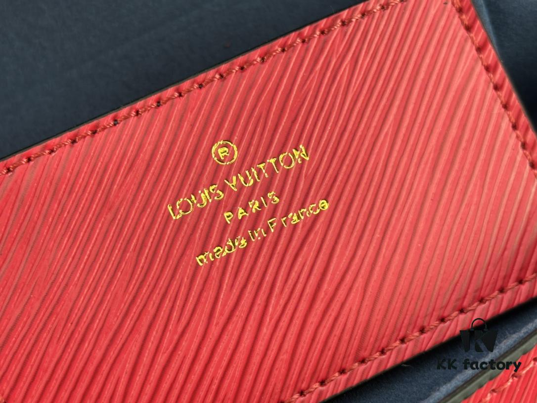 693085736e68136f4d9a82b5 Exclusive Background LV's Hottest New Twist Denim Medium Handbag, Same Style as Fan Bingbing, Model Numbers 50273, 50272