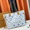 693085756e68136f4d9a82b9 M11263, M25317 【Dushi Home Shoot】 m45684 m45685 m40995 Tote MM Handbag with Monochrome Stripes in Cream and LVs on Pink Background