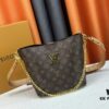 6930863e6e68136f4d9a8499 M24638 White M24006 Black M24165 Caramel Lock and Walk Bucket Bag