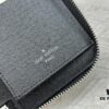 693086506e68136f4d9a84c5 LV Wallet 63095 Black Ombré Men's Vertical Zip Wallet