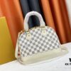 693086ea6e68136f4d9a862e Upgraded Original Version Exclusive Real Shot 2022 New Style Shell Checkered White Woven Wrist Bag N45294 M53152