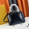 693086f06e68136f4d9a863d Authentic Exclusive Real Shot Background! M54395, M54785, 54786 This avant-garde and modern Tote Miroir Shell Bag crafted from smooth patent calf leather. Featuring an oversized LV monogram, bold silhouette lines, unique design details, and equipped with a detachable new-style shoulder strap! Size: Large 32.0×25.0×16.0cm, Small 25×17.5×11.5cm