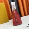 693086f56e68136f4d9a8648 Authentic Exclusive Real Photo Background! M54395, M54785, 54786 This avant-garde and modern Tote Miroir shell bag crafted from smooth patent calf leather. Featuring an oversized LV monogram, bold silhouette lines, unique design pairing, and equipped with a detachable new-style shoulder strap! Size: Large 32.0×25.0×16.0cm, Small 25×17.5×11.5cm