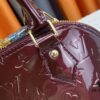 693086fa6e68136f4d9a8655 Authentic Exclusive Real Photo Background! M54395, M54785, 54786 This avant-garde and modern Tote Miroir Clutch made from smooth patent calf leather. 💁🏻 Featuring an oversized LV monogram, bold silhouette lines, unique design details, and equipped with a detachable new-style shoulder strap!