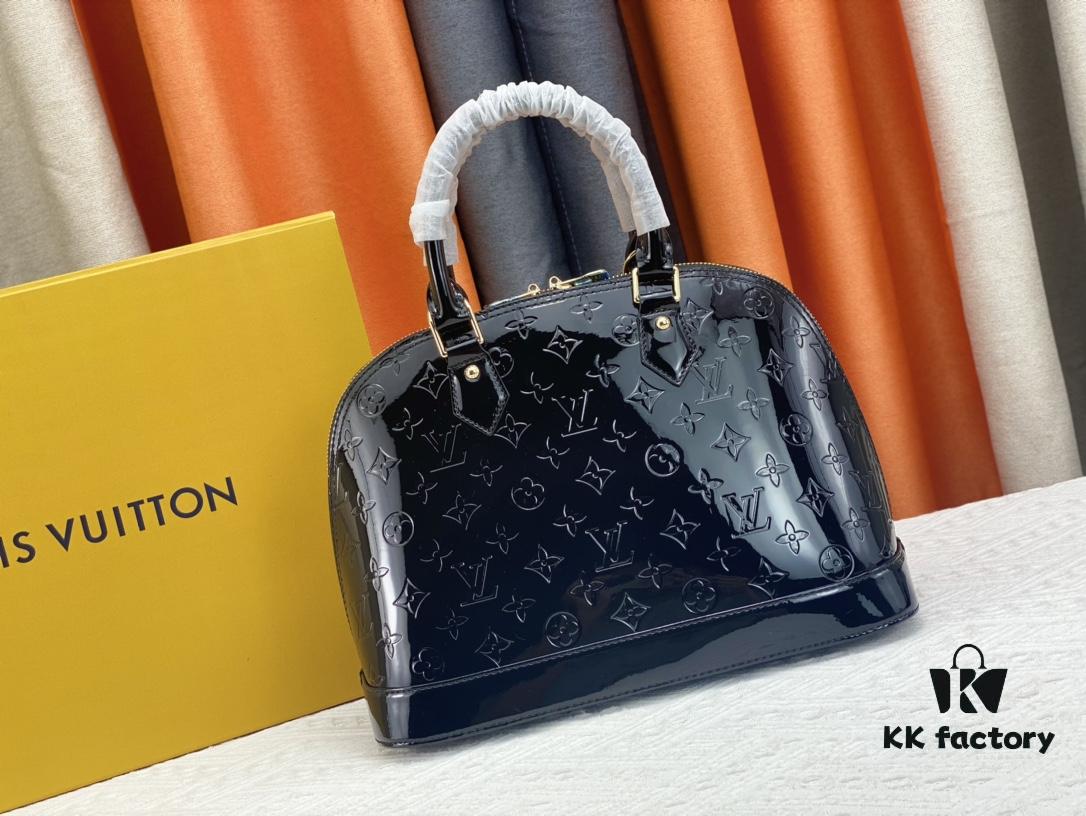 693087086e68136f4d9a8678 Authentic Exclusive Real-Shot Background! M54395, M54785, 54786 This avant-garde and modern Tote Miroir Clutch made from smooth patent calf leather. Featuring an oversized LV monogram, bold silhouette lines, and a distinctive design paired with a detachable new-style shoulder strap!