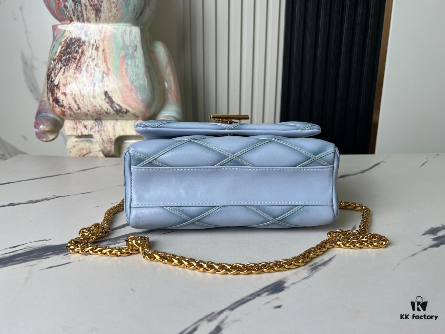 6930870e6e68136f4d9a867f Top-tier Original Order Exclusive Real-shot M24186 M22891 Light Blue Full Leather Quilted Chain Bag Series GO-14 Teist Medium Handbag M22890
