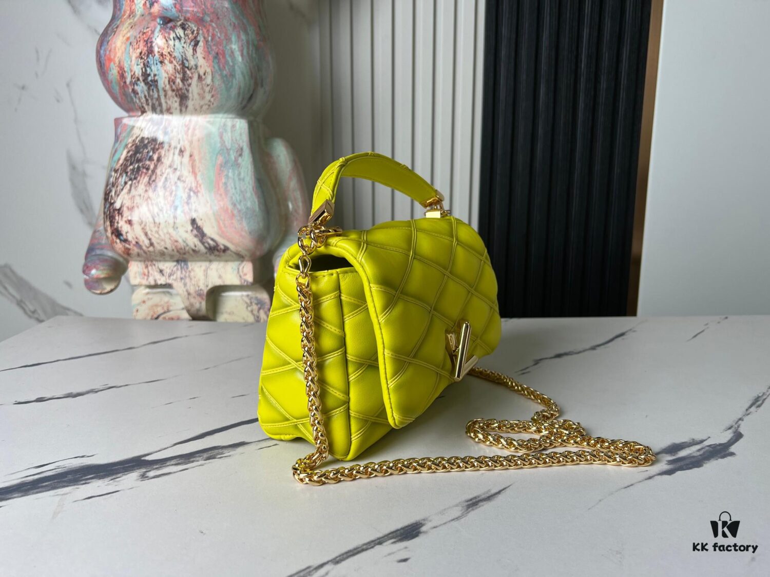 693087106e68136f4d9a8686 Top Quality Original Order Exclusive Real Shot M22891 Lemon Yellow Full Leather Diamond Quilted Chain Bag Series GO-14 Teist Medium Handbag M22890