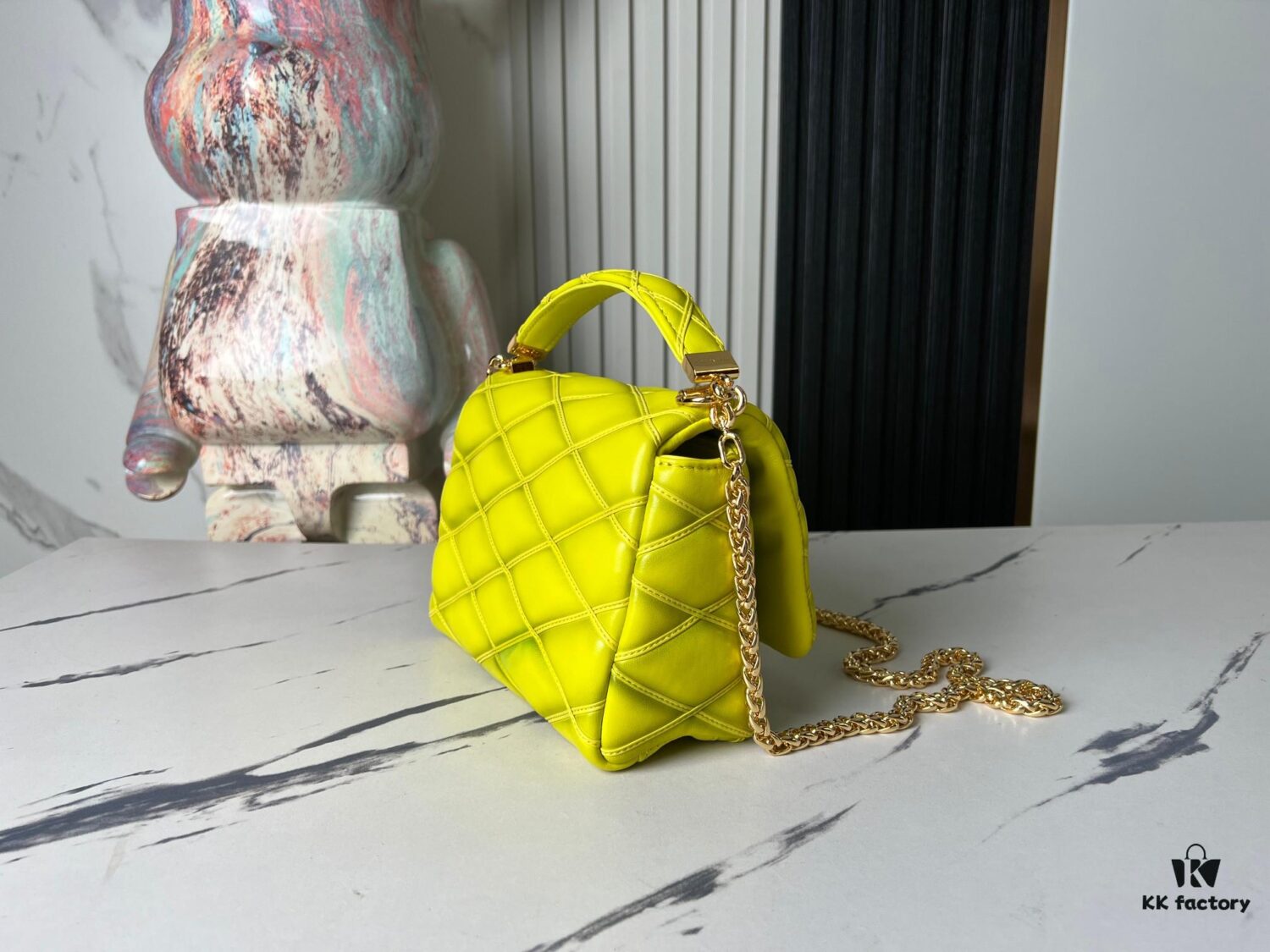 693087116e68136f4d9a8687 Top Quality Original Order Exclusive Real Shot M22891 Lemon Yellow Full Leather Diamond Quilted Chain Bag Series GO-14 Teist Medium Handbag M22890