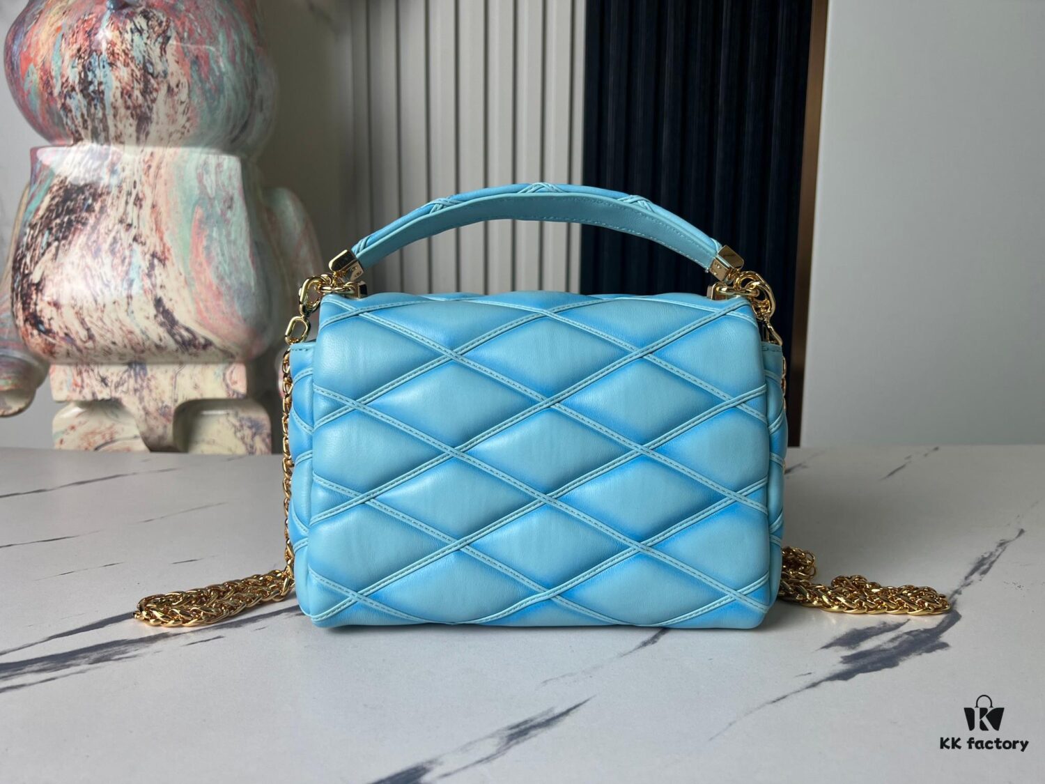 693087166e68136f4d9a8690 Top-tier Original Design Exclusive Real-shot M24165 M22891 Aqua Blue Full Leather Quilted Chain Bag Series GO-14 Teist Medium Handbag M22890
