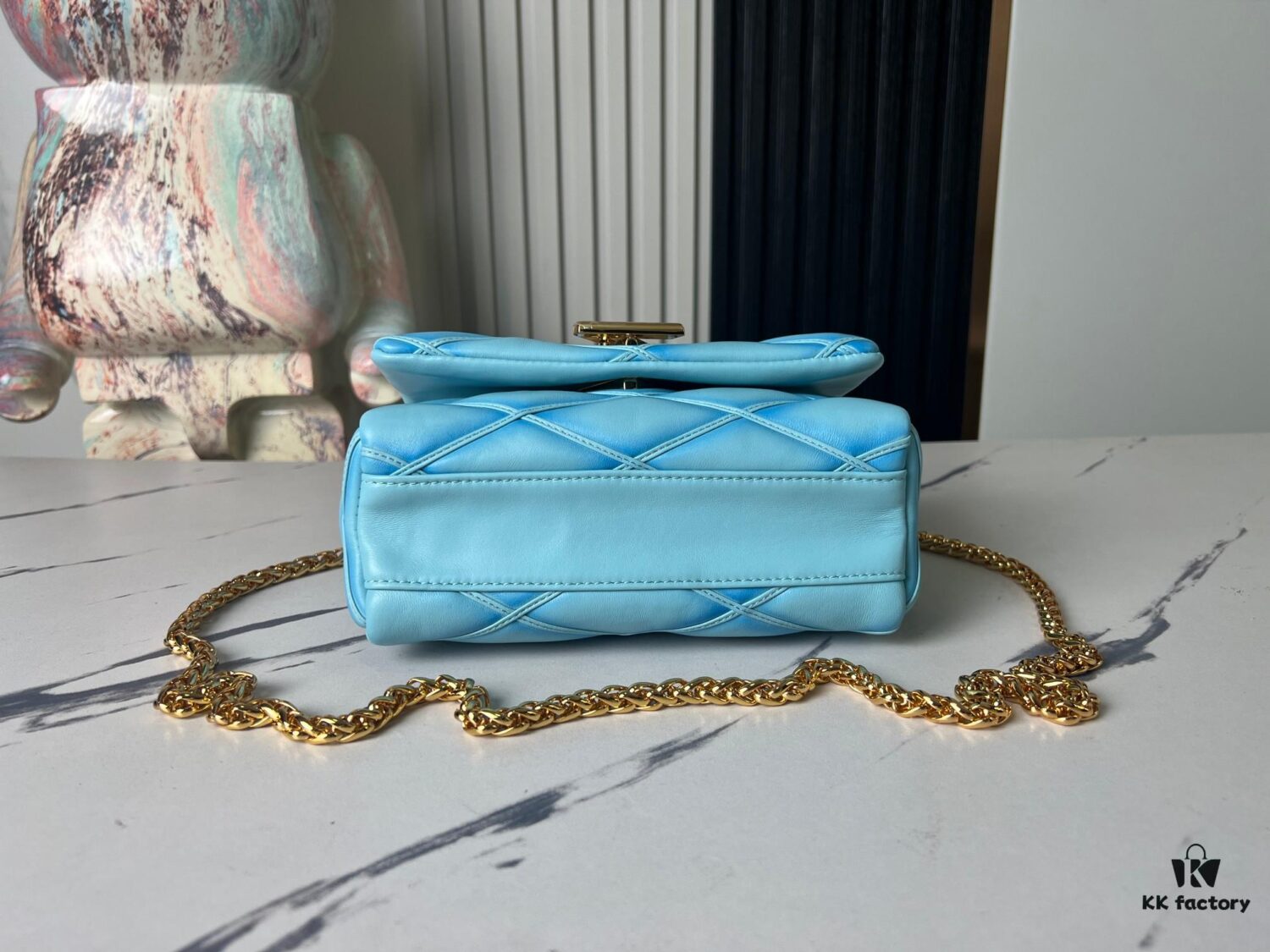 693087166e68136f4d9a8691 Top-tier Original Design Exclusive Real-shot M24165 M22891 Aqua Blue Full Leather Quilted Chain Bag Series GO-14 Teist Medium Handbag M22890