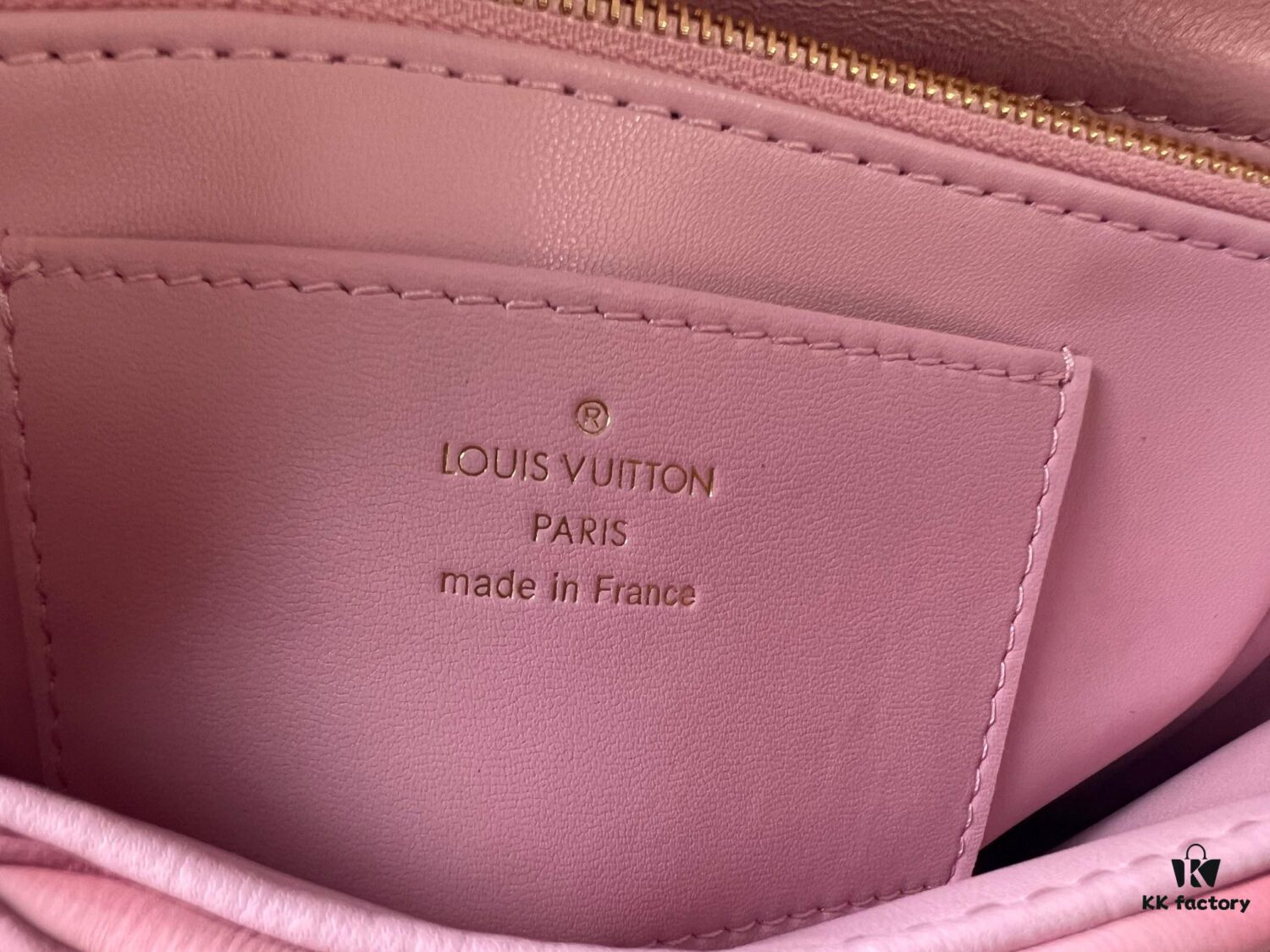 693087206e68136f4d9a869f Top-tier Original Order, Exclusive Real-shot M24465 M22891 Pink Full Leather Quilted Chain Bag Series GO-14 Teist Medium Handbag M22890