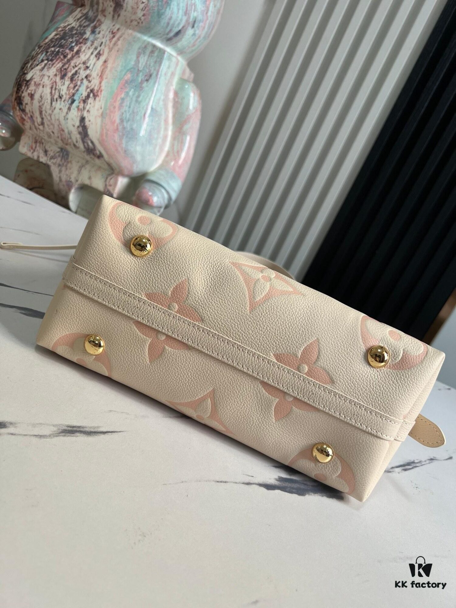 693087316e68136f4d9a86be Top Quality Original Order Exclusive Real Shot M46288 Milky Beige Chocolate 24141 Full Leather Shoulder Shopping Bag Series CarryAll Small Handbag - LV Milky Way M46288 White/Pink (Silkscreen) Small Bag