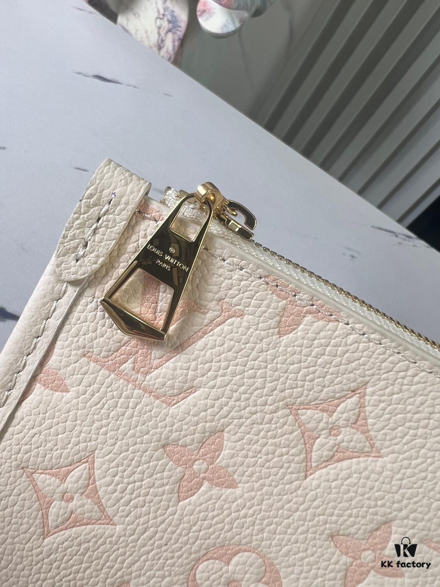 693087336e68136f4d9a86c0 Top Quality Original Order Exclusive Real Shot M46288 Milky Beige Chocolate 24141 Full Leather Shoulder Shopping Bag Series CarryAll Small Handbag - LV Milky Way M46288 White/Pink (Silkscreen) Small Bag
