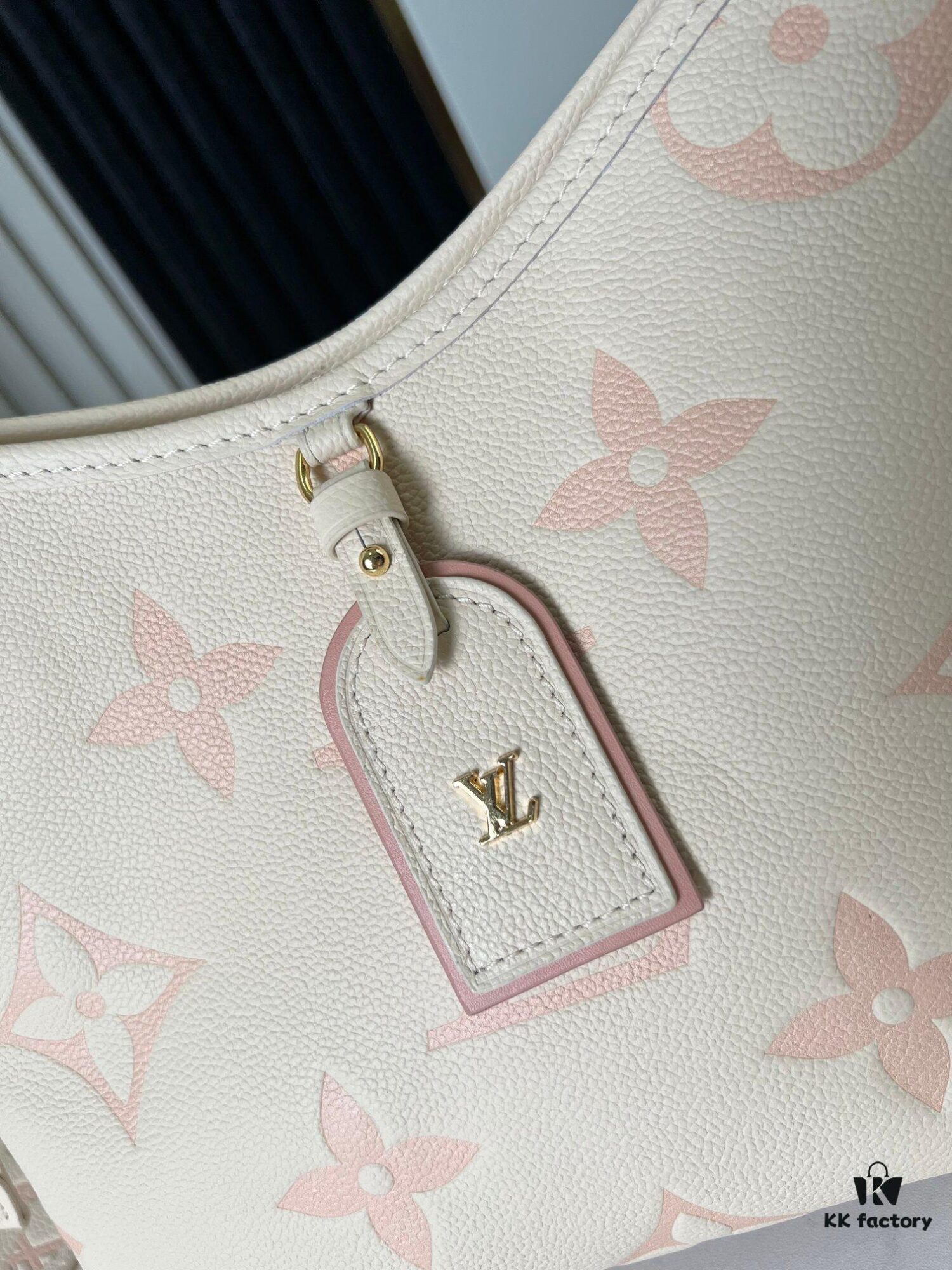 693087336e68136f4d9a86c1 Top Quality Original Order Exclusive Real Shot M46288 Milky Beige Chocolate 24141 Full Leather Shoulder Shopping Bag Series CarryAll Small Handbag - LV Milky Way M46288 White/Pink (Silkscreen) Small Bag