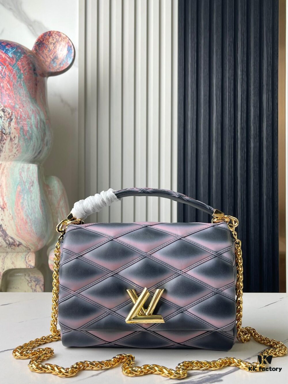 Top Quality Original Design Exclusive Real Shot M23569 M22891 Black Gradient Full Leather Diamond Quilted Chain Bag Series GO-14 Teist Medium Handbag M22890