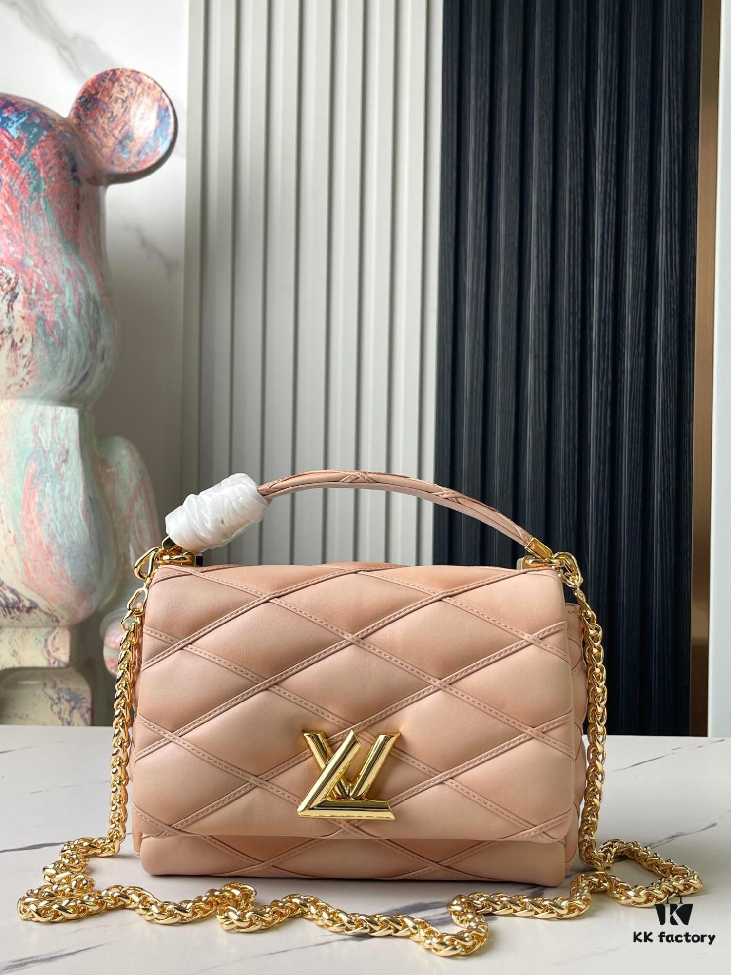 693087556e68136f4d9a86fb Top-Quality Original Order Exclusive Real Shot M24465 M22891 Beige Full Leather Quilted Chain Bag Series GO-14 Teist Medium Handbag M22890