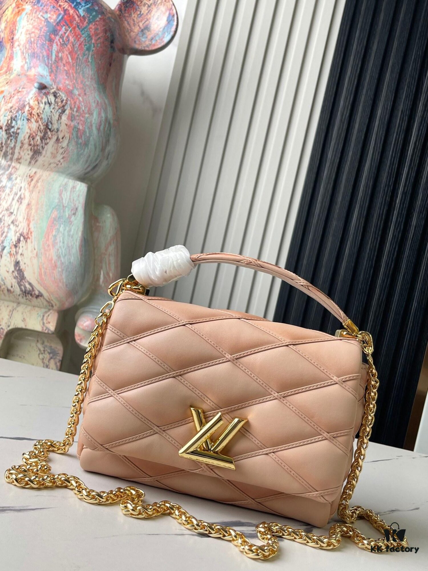 693087576e68136f4d9a8701 Top-Quality Original Order Exclusive Real Shot M24465 M22891 Beige Full Leather Quilted Chain Bag Series GO-14 Teist Medium Handbag M22890