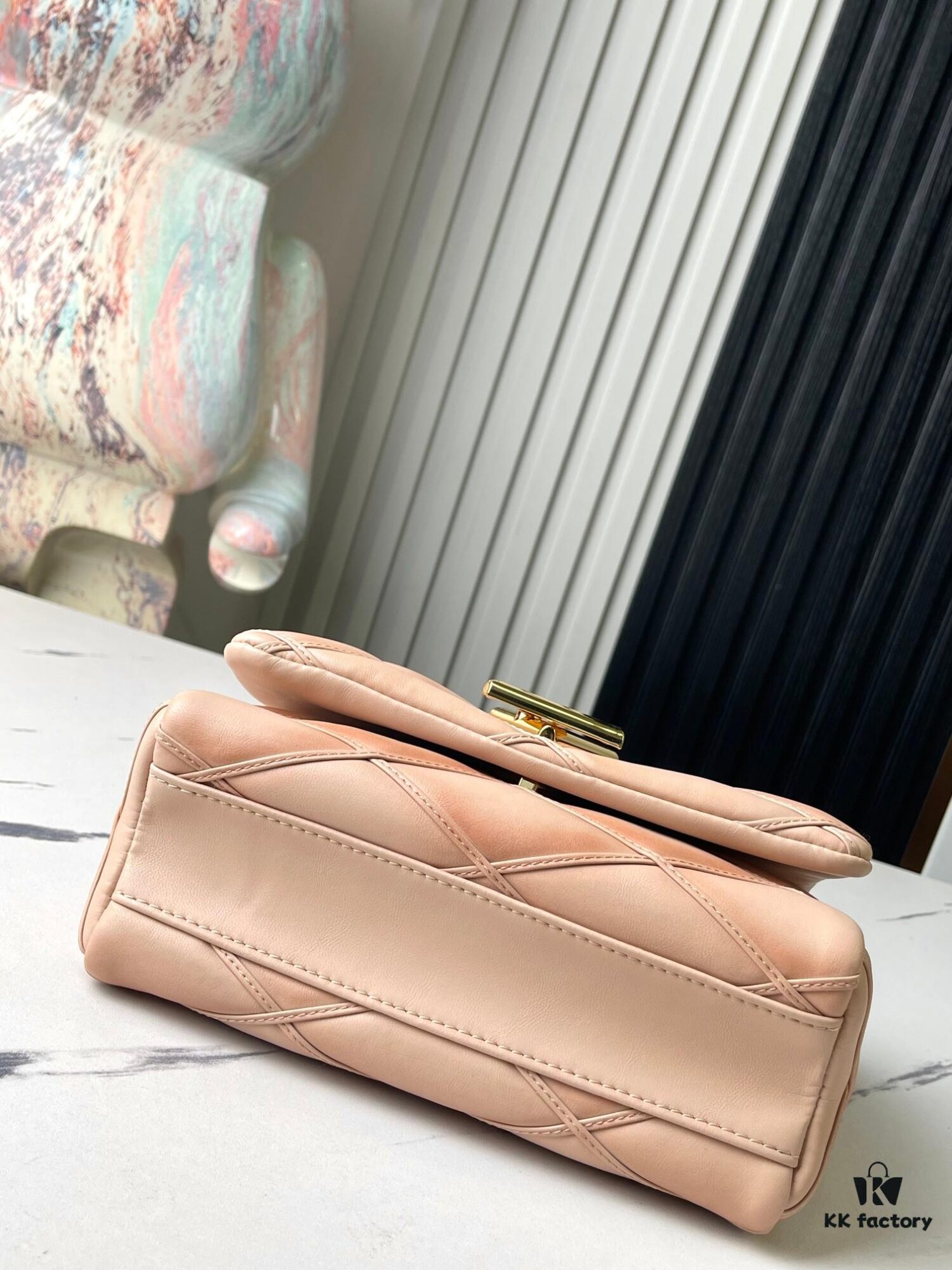 693087576e68136f4d9a8702 Top-Quality Original Order Exclusive Real Shot M24465 M22891 Beige Full Leather Quilted Chain Bag Series GO-14 Teist Medium Handbag M22890