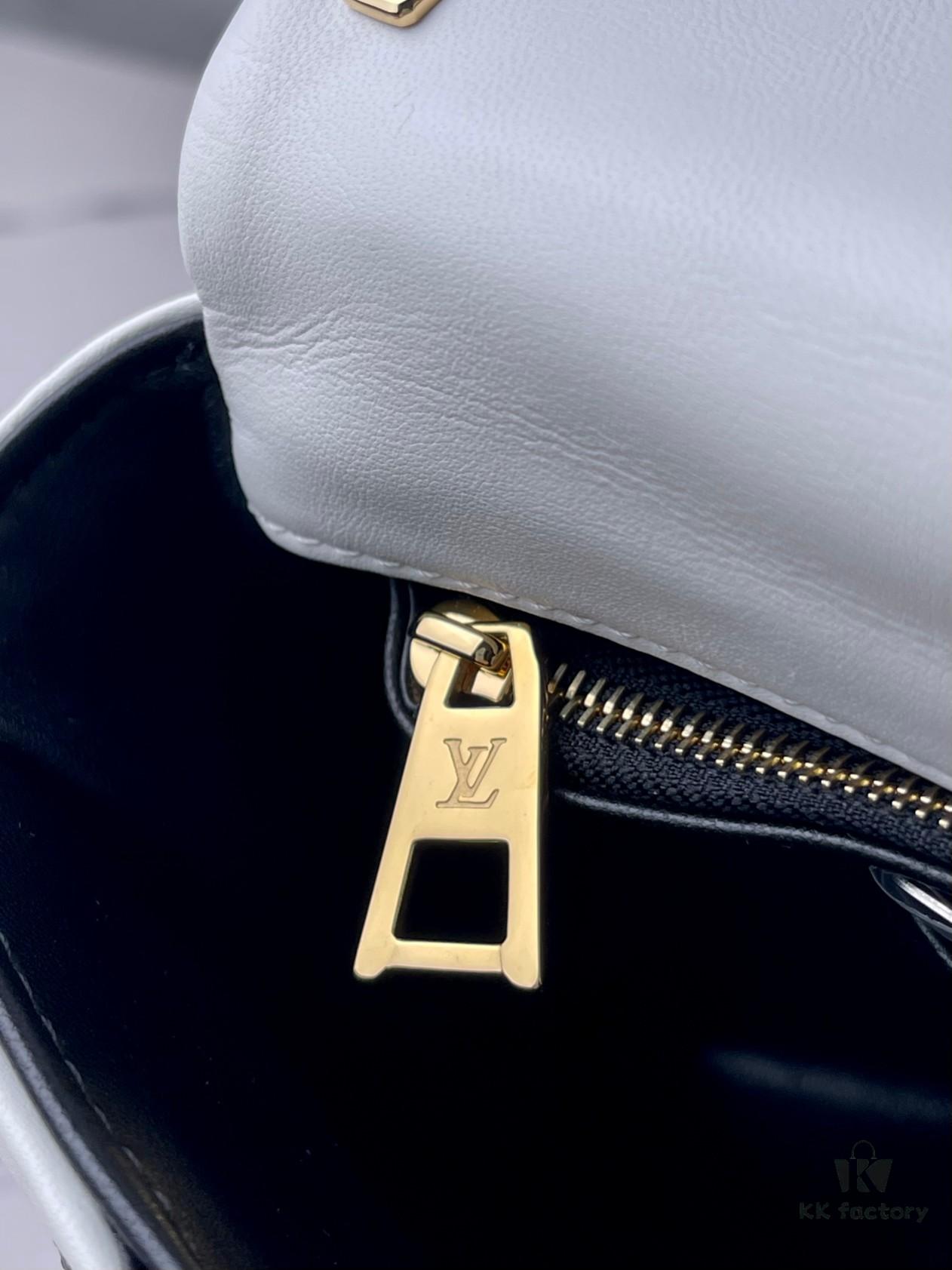 6930875b6e68136f4d9a8706 Top-tier Original Order, Exclusive Real Photography: M22890 White Full Leather Quilted Chain Bag Series GO-14 Teist Medium Handbag M22891