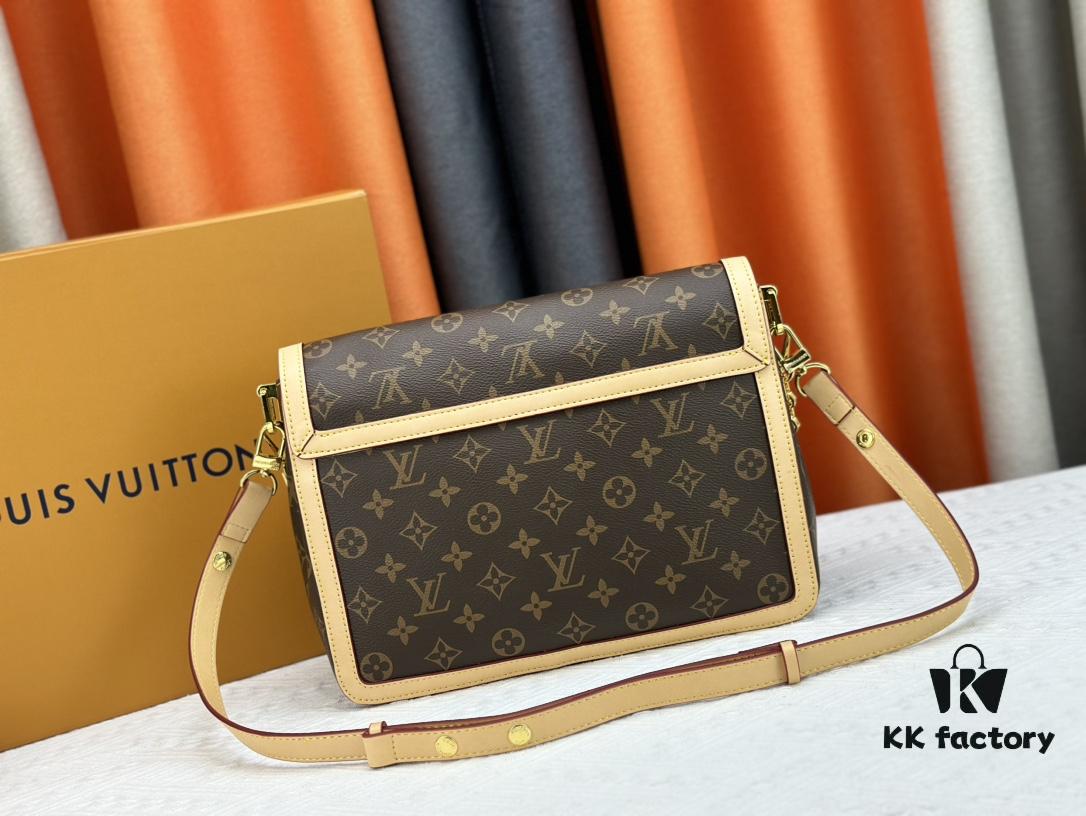 Daphne M47149 Large Dauphine Soft Handbag