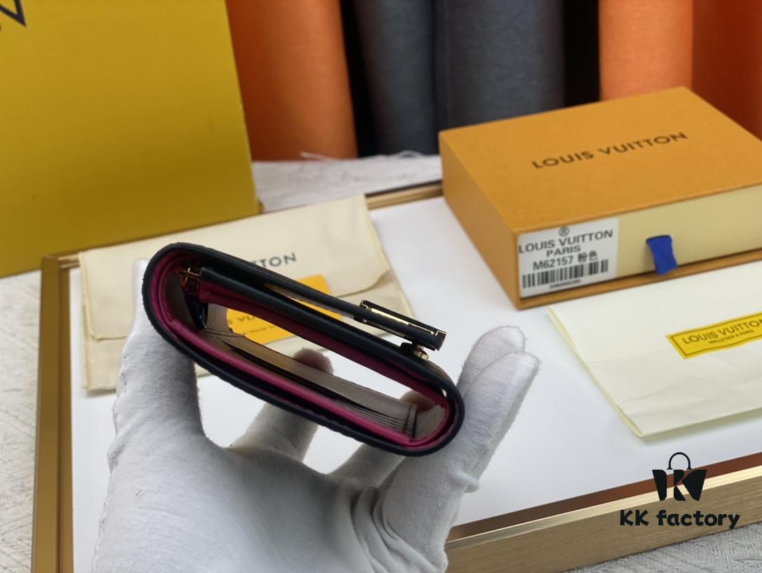 693087f76e68136f4d9a883d M62157/62158 Soft Leather Wallet Inspired by Iconic Design Lines