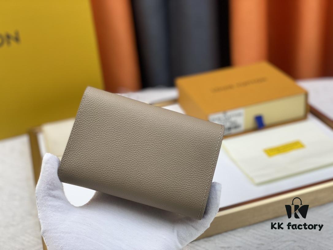 693088016e68136f4d9a8857 M62157/62158 Soft Leather Wallet with LV Logo Wrap, Inspired by Iconic Design Lines