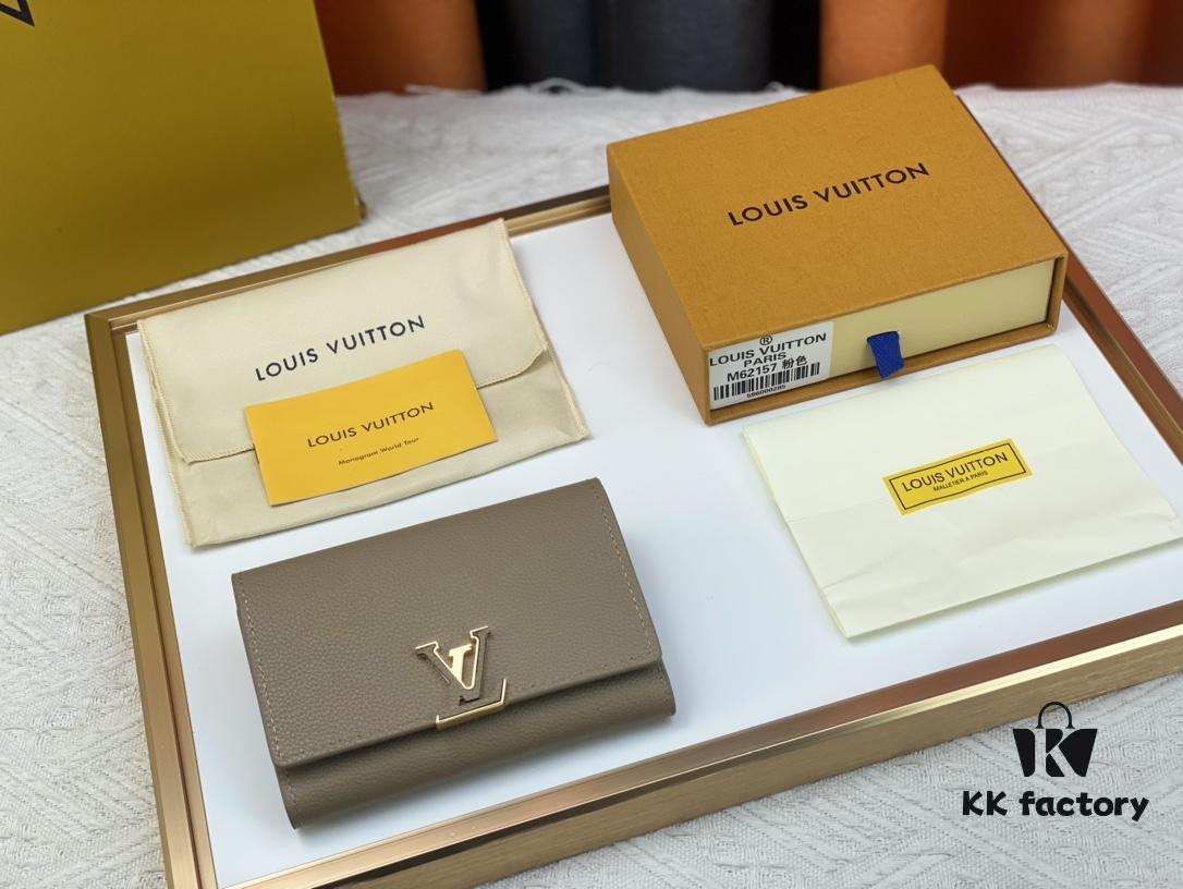 693088026e68136f4d9a8858 M62157/62158 Soft Leather Wallet with LV Logo Wrap, Inspired by Iconic Design Lines