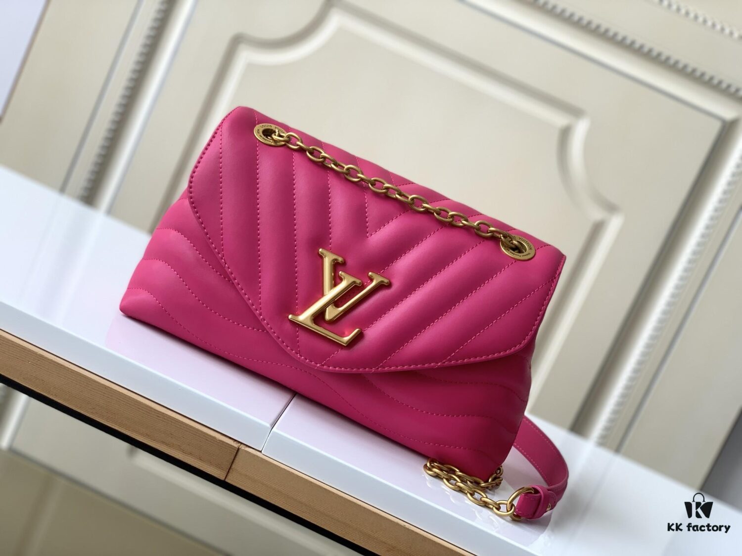 6930881b6e68136f4d9a888a Haiyuan Original M58553 Rose Red LV New Wave Chain Bag with V-Shaped Quilting