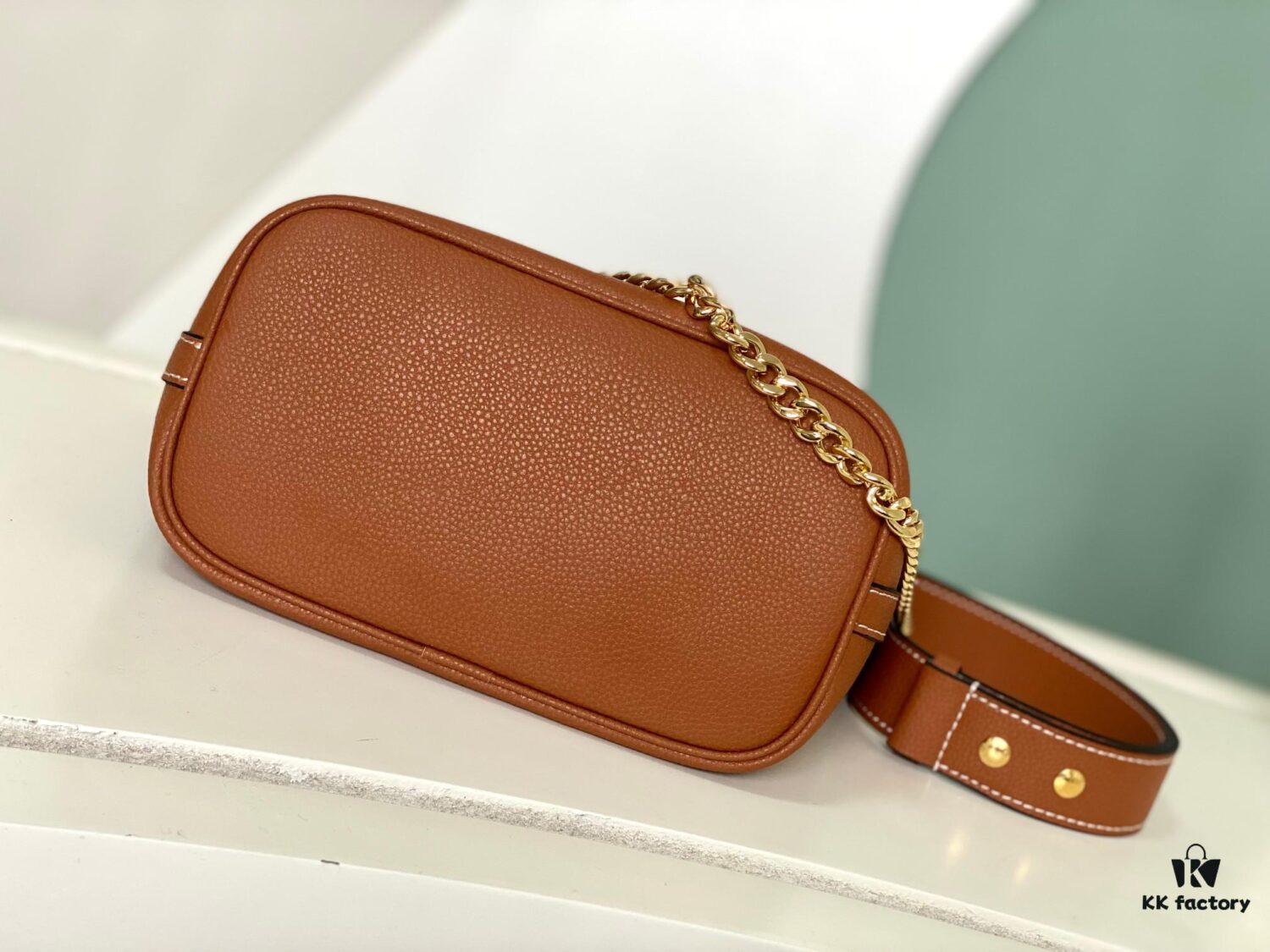 693088356e68136f4d9a88bd Haiyuan Export Genuine Leather Bucket Bag Chain Bag Series Lock and Walk Handbag M24006 Black M24638 White M24165 Brown