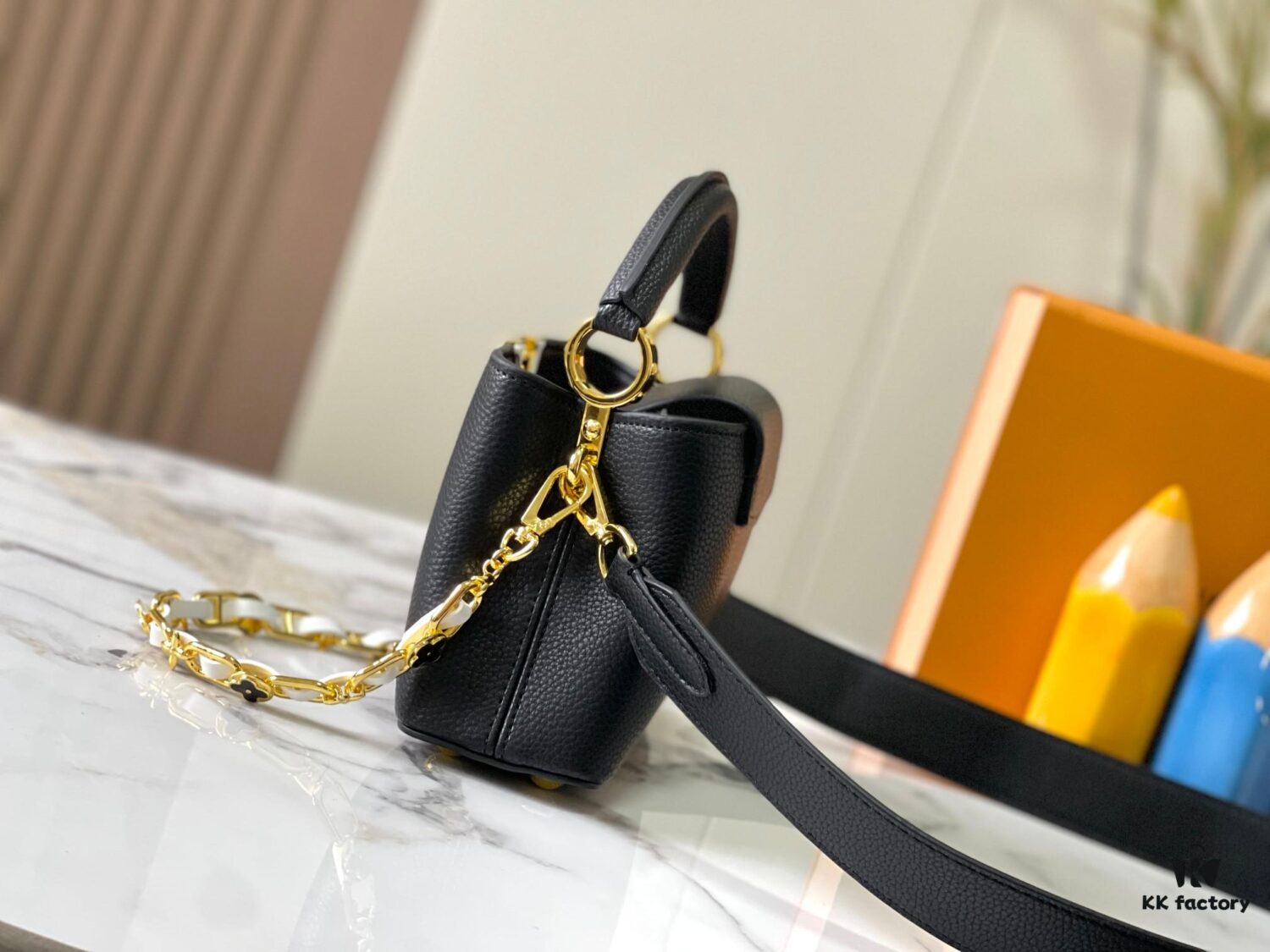 693088496e68136f4d9a88e6 Upgraded M23198 Black Gold-Tone Capucines Mini Handbag