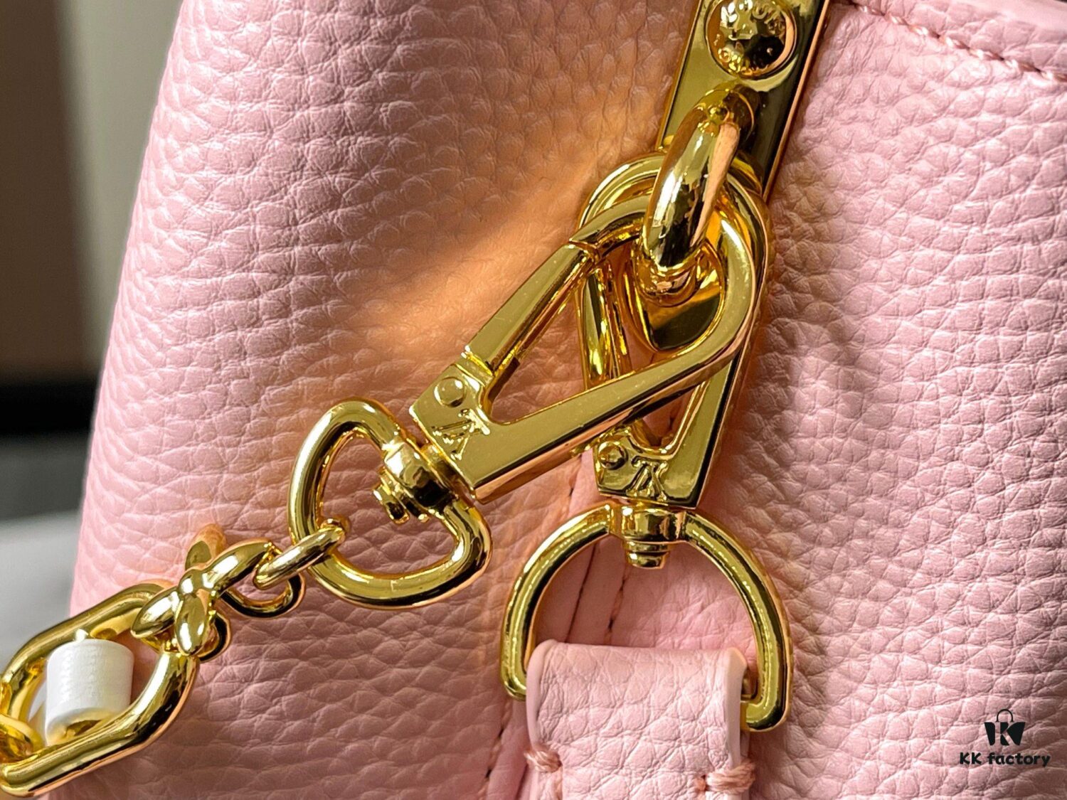 Upgraded M23198 Pink Gold-Tone Capucines Mini Handbag