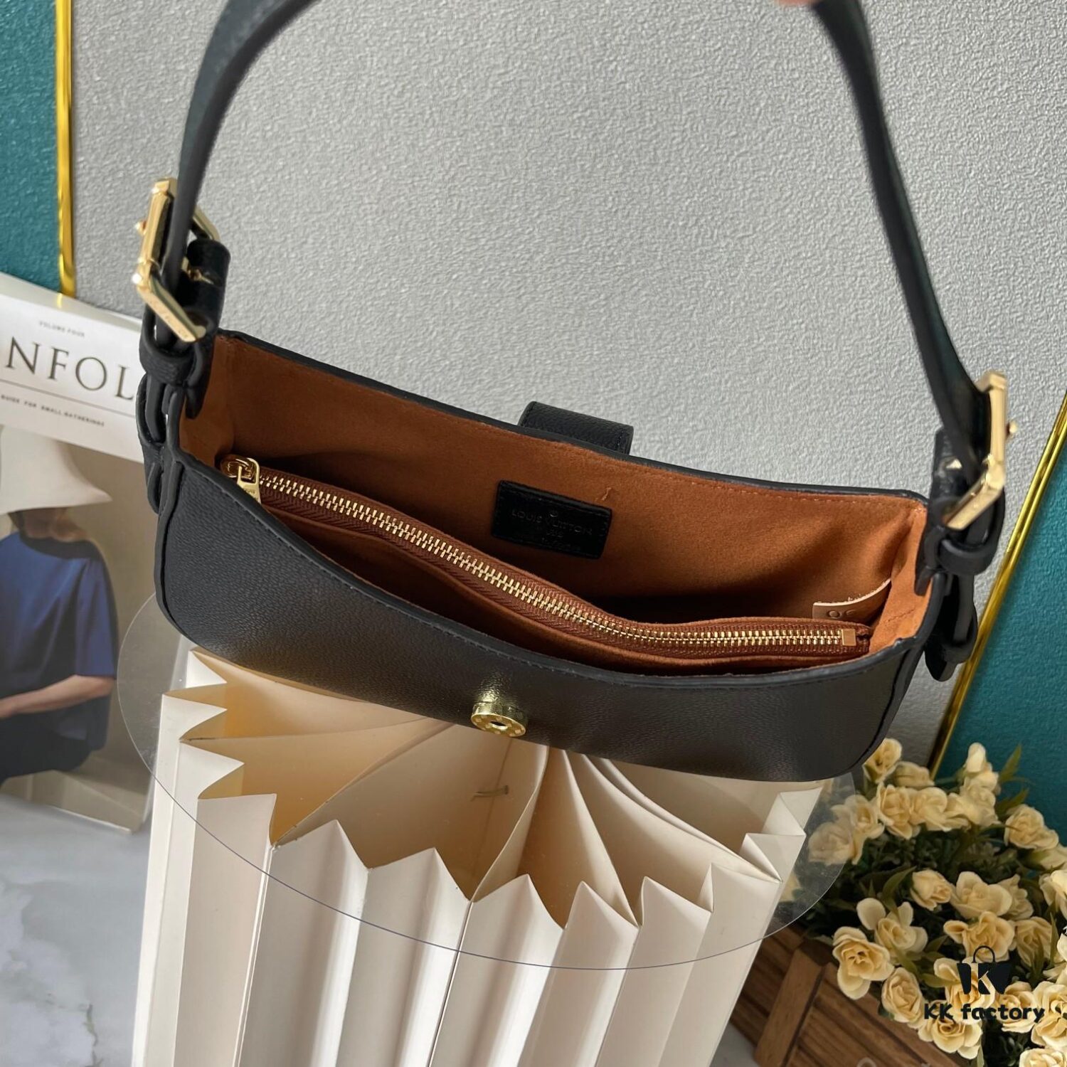 6930885e6e68136f4d9a8910 Upgraded Version Official Latest Model M24611 M24885 M24990 Nautical Bag Stylish Shoulder Bag