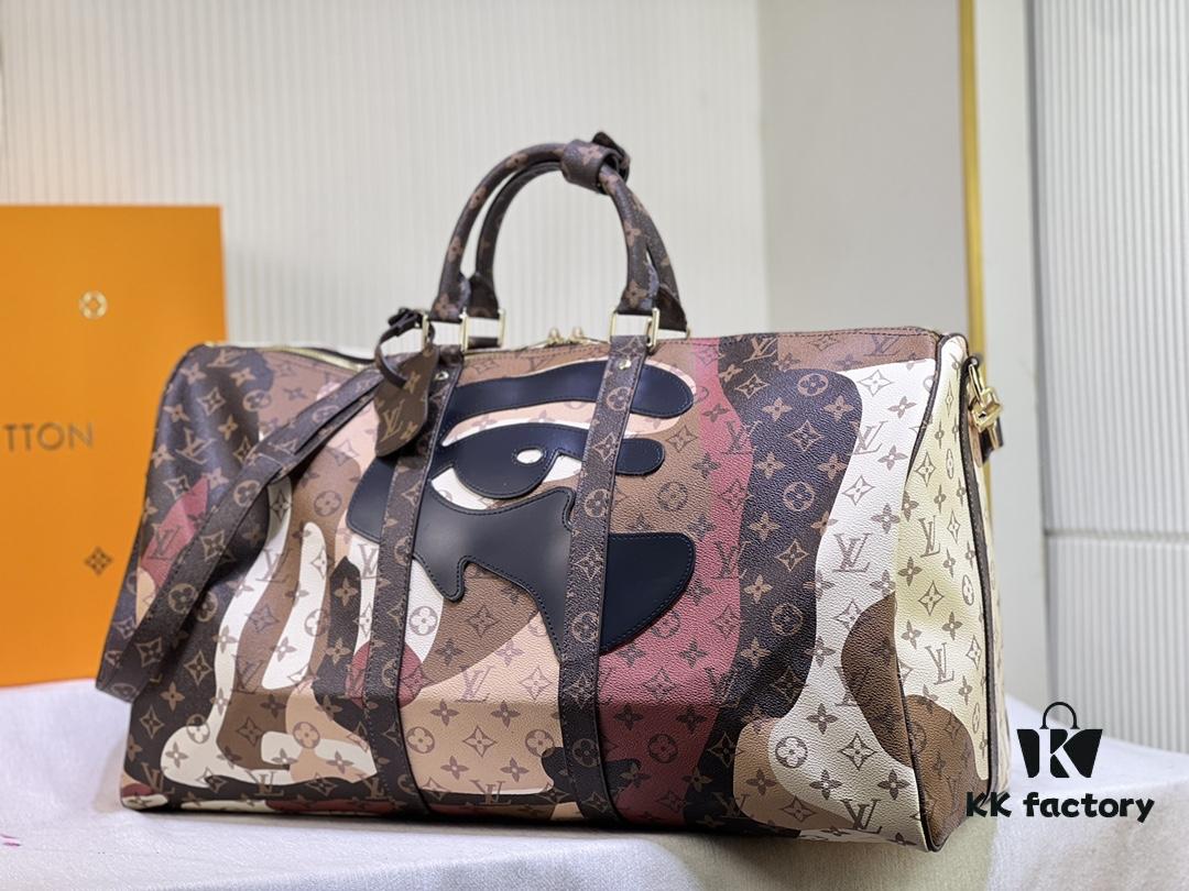 693088b56e68136f4d9a89e9 LV Portrait Collection Keepall Bandoulière 55 Travel Bag