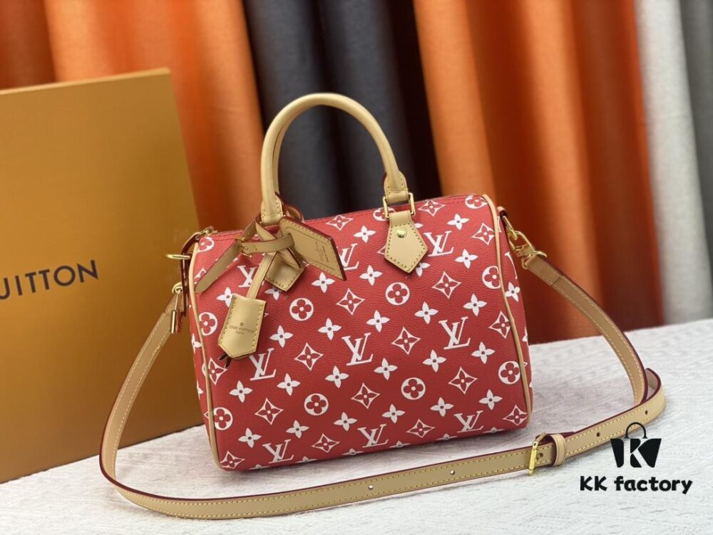 693088c96e68136f4d9a8a12 New LV 2024 Spring/Summer Non-Dong Design Speedy Safety Lock, Polished Heavy Carving, Metal Luggage Tag, Key Fob with Dove Engraving, Italian Imported Color-Changing Yellow Leather Trim Adjustable Shoulder Strap Lock