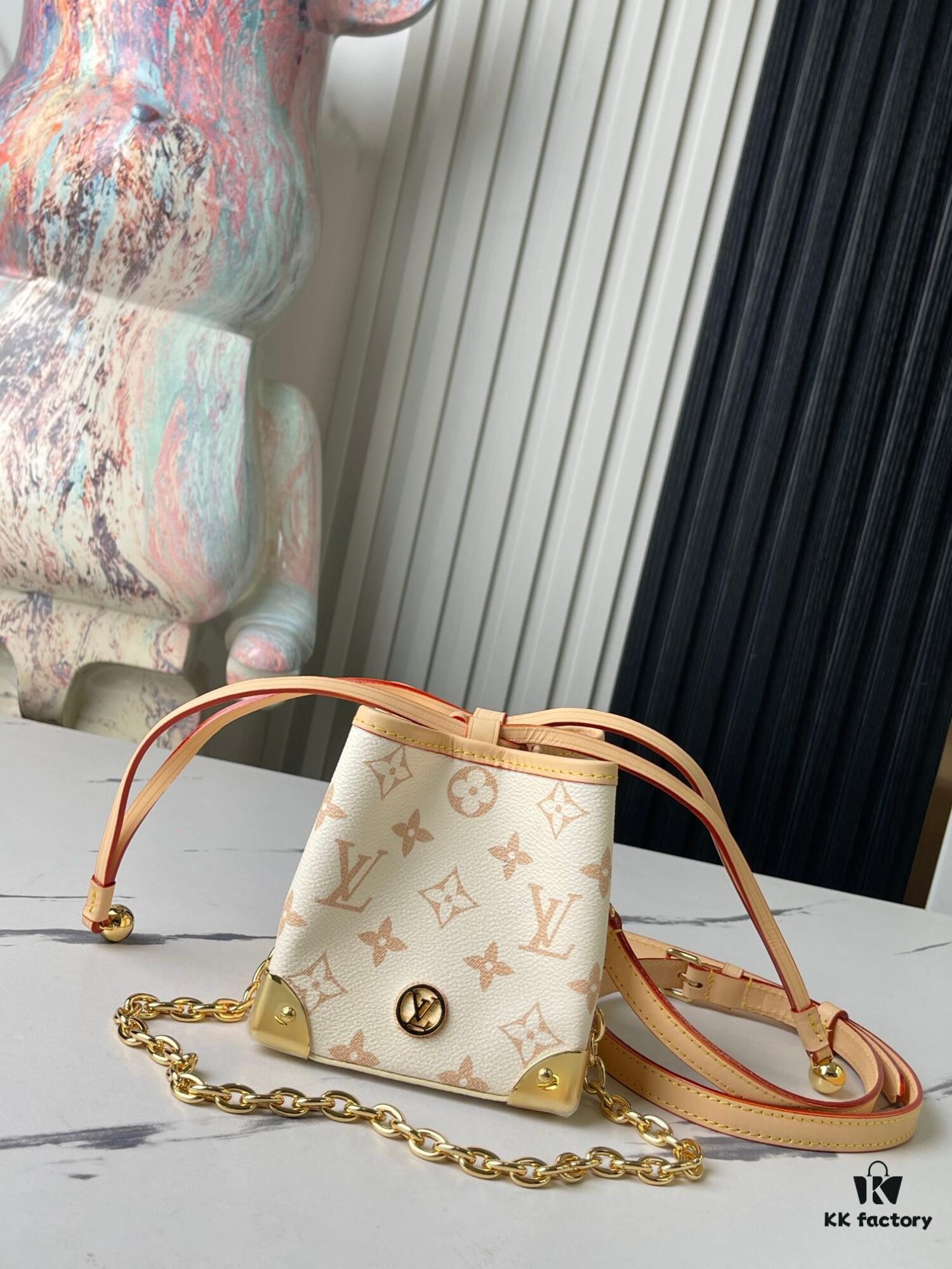 693088dd6e68136f4d9a8a3a Top-tier Original Duplicate, Exclusive Real Photos M83227 White Color M82885 Mini Bucket Bag 'Shao Mai' Series Online Only Handbag M82885 Yellow Flower