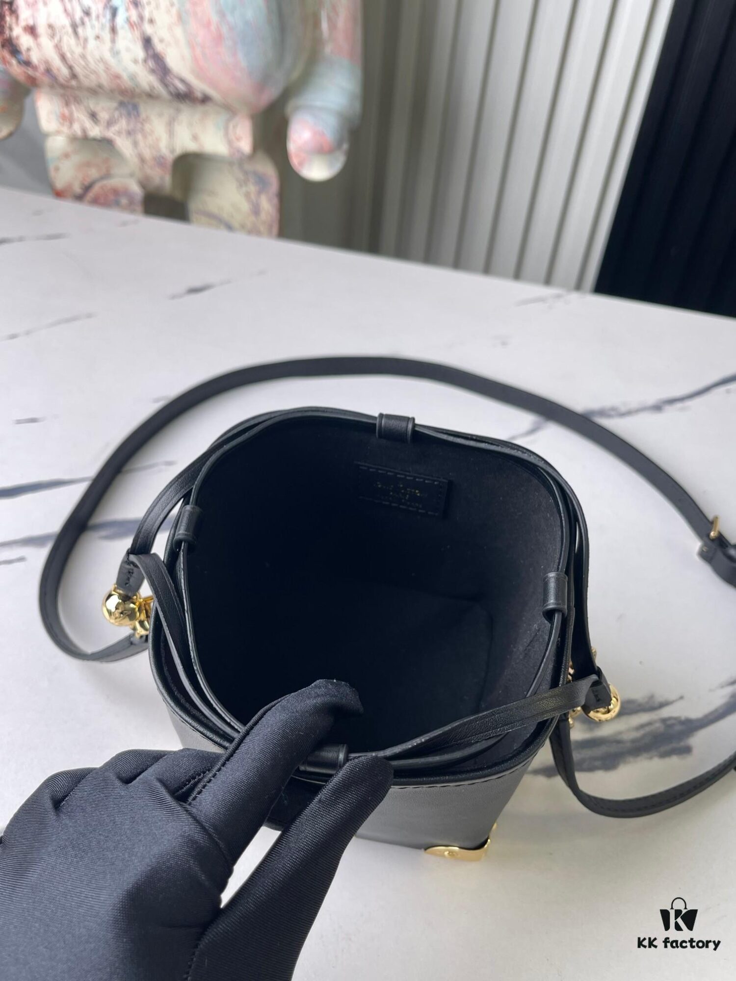 693088e46e68136f4d9a8a47 Top Quality Original Order Exclusive Real Shot M82886 M82885 Black Full Leather Mini Bucket Bag Bamyang Bag Series Zjs jh Online Only Handbag
