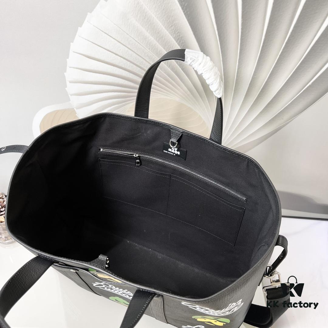 693088ee6e68136f4d9a8a58 Top Original Order Exclusive Real Shot M59373 Japanese Designer Nigo 2022 Spring Tote Journey Bag