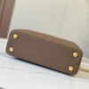 693089126e68136f4d9a8a94 Exclusive On-Site Photo - Factory Outlet M59512 m59653 Capucines BB Handbag in Taurillon Leather