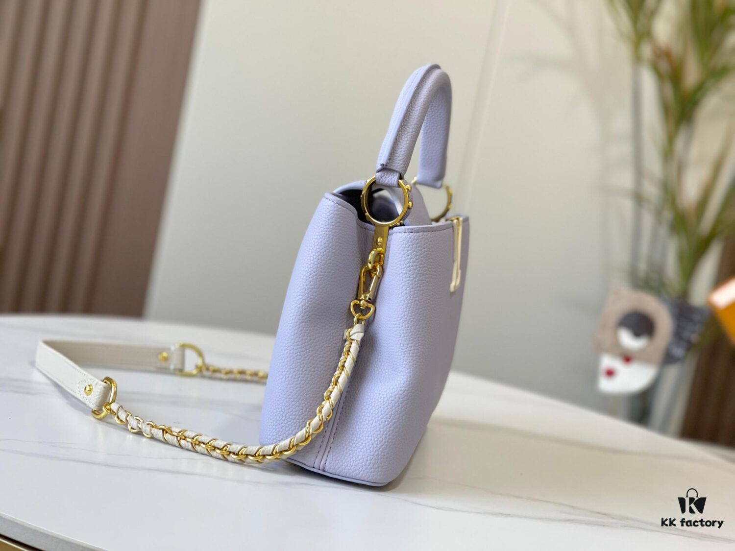 693089156e68136f4d9a8a9b Exclusive On-Site Photo - Factory Outlet M59512 m59653 Capucines BB Handbag in Taurillon Leather