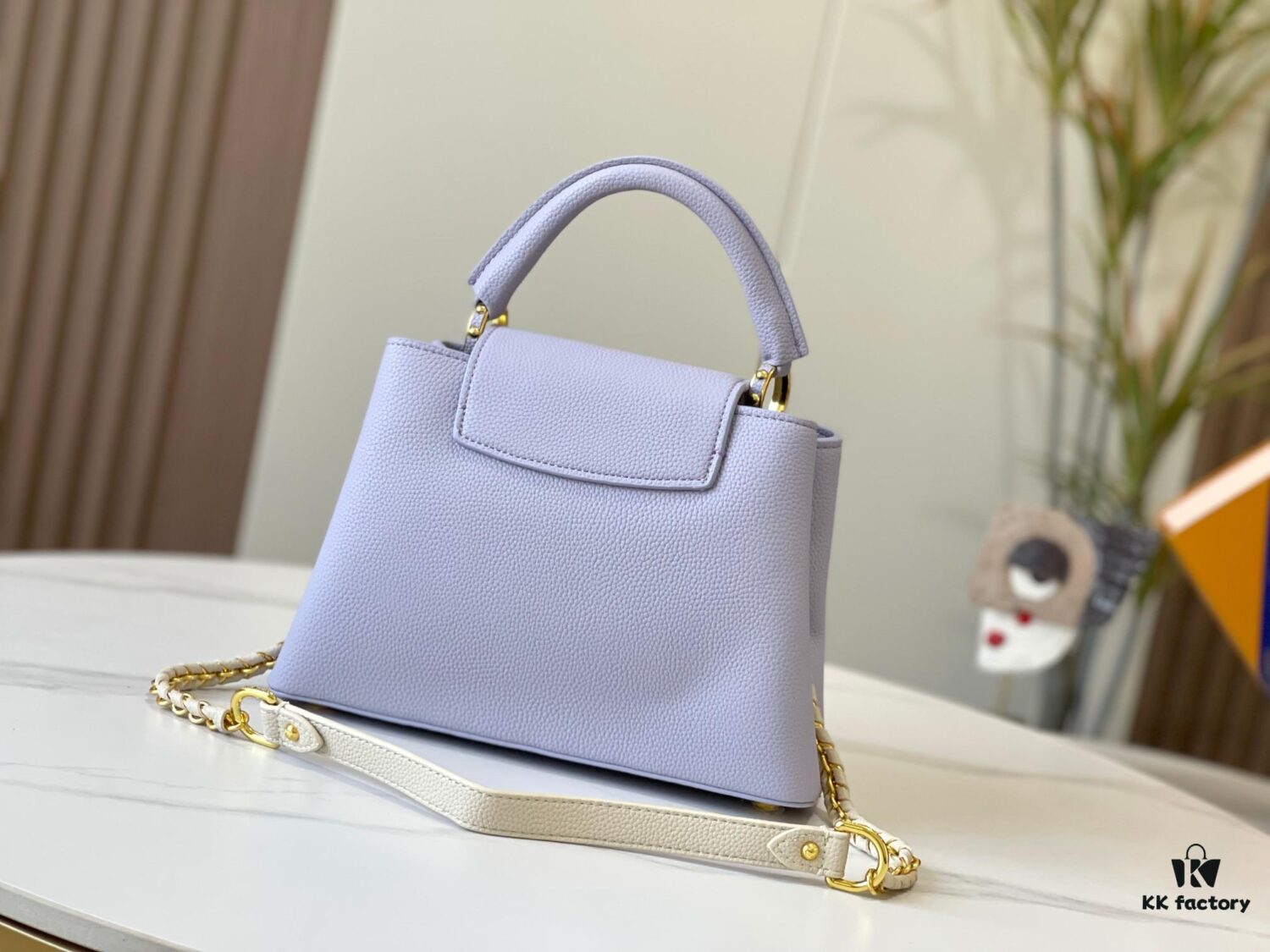 693089156e68136f4d9a8a9c Exclusive On-Site Photo - Factory Outlet M59512 m59653 Capucines BB Handbag in Taurillon Leather