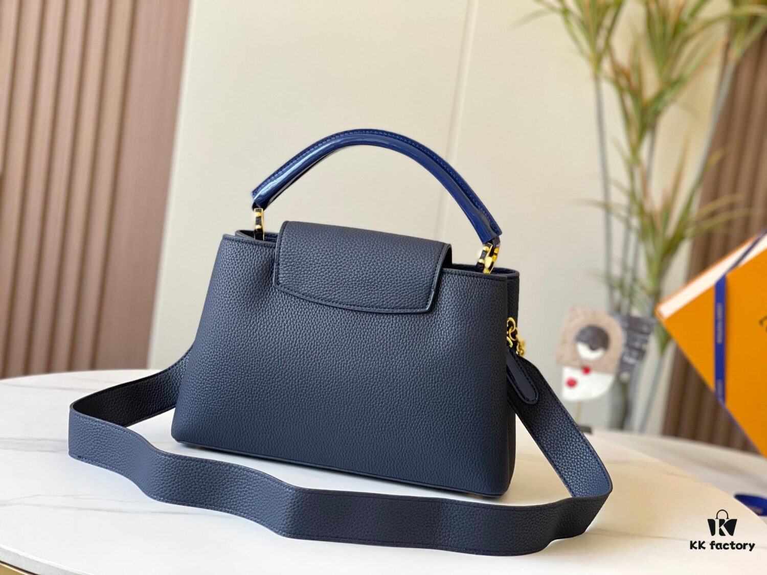 693089376e68136f4d9a8ad3 Upgraded M59209 Blue Capucines Medium Handbag