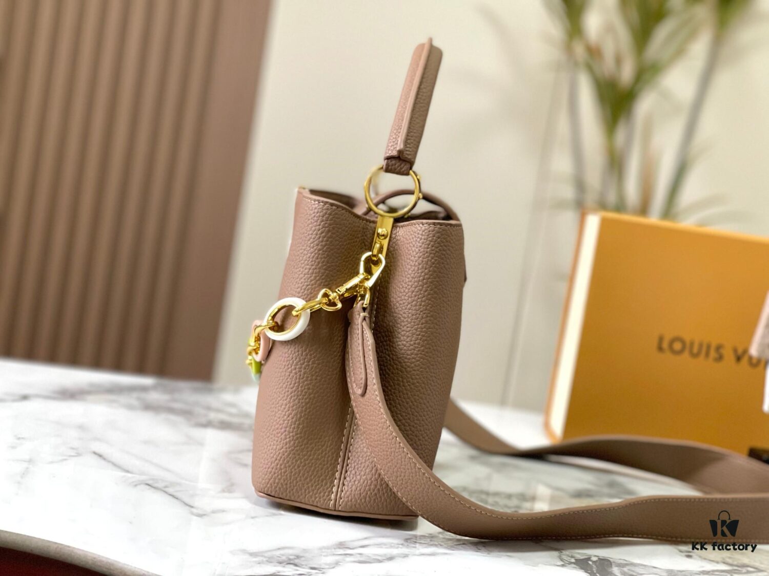 Upgraded M21652 Brown Gold-Tone Hardware