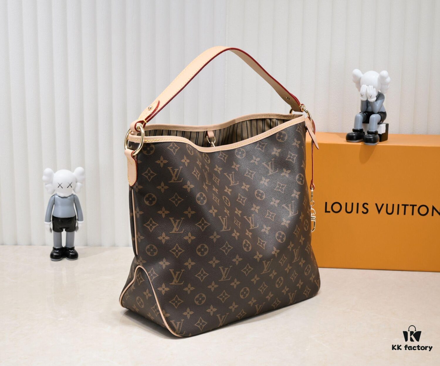 693089796e68136f4d9a8b40 Wholesale Price, New Spring-Summer Arrival: The Stylish and Elegant Calvi Tote in Damier Azur Canvas Combines Office Elegance with Beachside Leisure