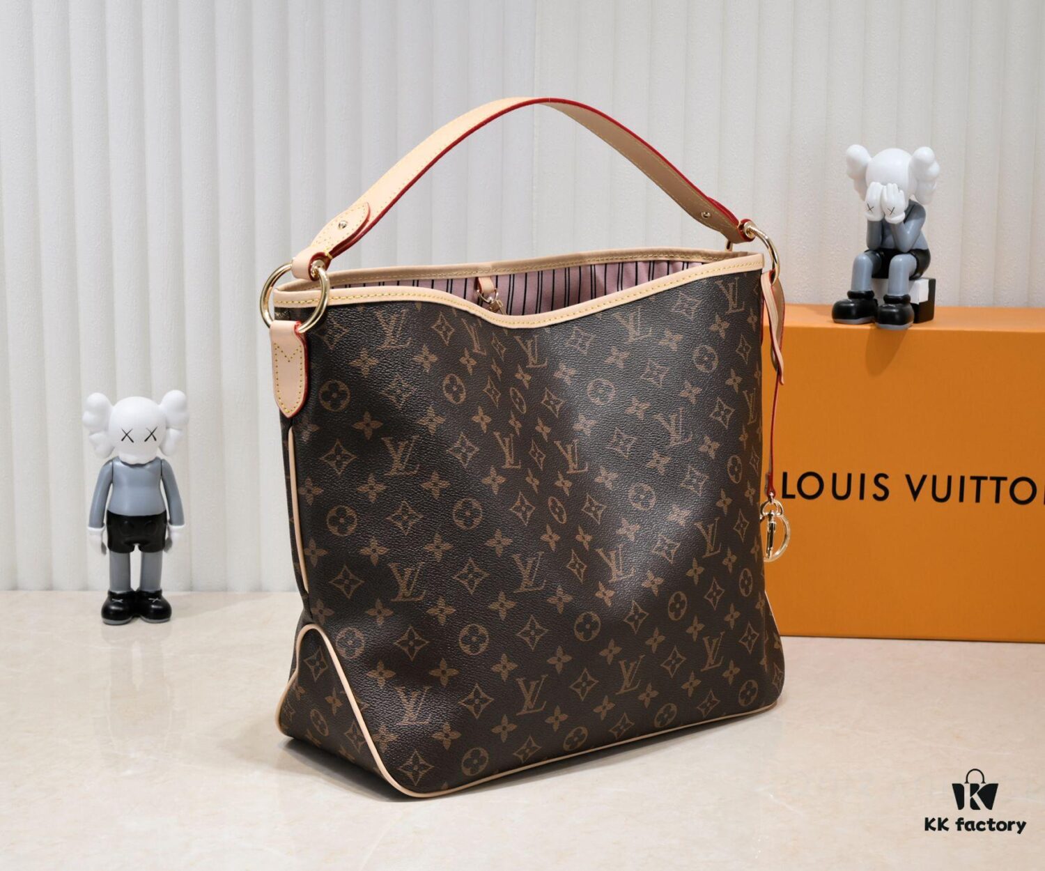 6930897f6e68136f4d9a8b4c Wholesale Price, New Spring-Summer Arrival: The Stylish and Elegant Damier Azur Canvas Calvi Tote – Perfect for Office Days and Beach Weekends